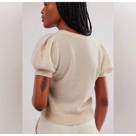 Free People Annabel 100% Cashmere Short Sleeve Sweater size XL NWOT - Picture 2 of 12